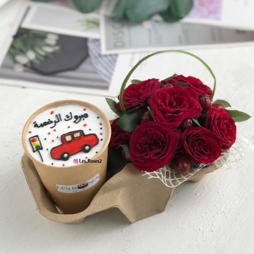 كوب كيك +ورد