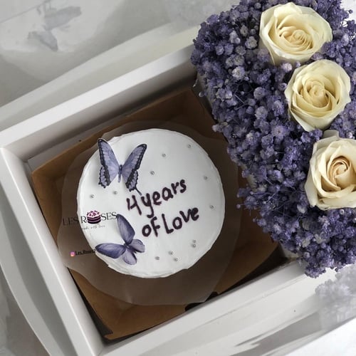 بوكس ورد جوري وجبسفيلا+ كيك كوري (حجم 4 انش)