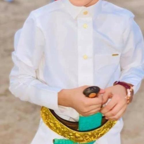 جنبية يمنية ولادي اخضر