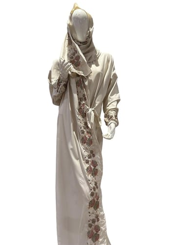 طقم مبطن تطريز - بني