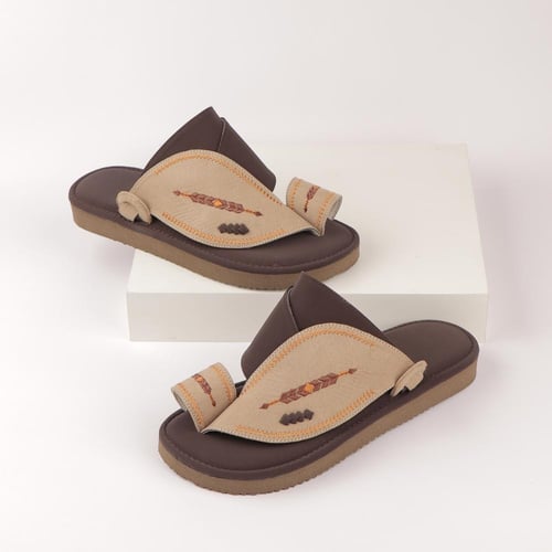 نعال شرقي مطرّز رجالي فاخر