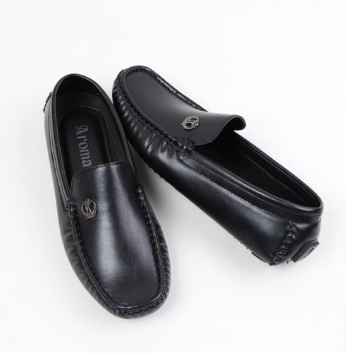 جزمة رسمية ولادى Aroma