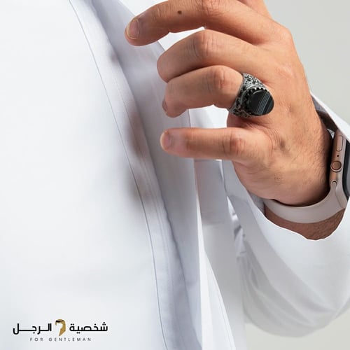 عرض ثوبين سعودي – سحاب مخفي وياقة قلاب (أبيض + سكر...