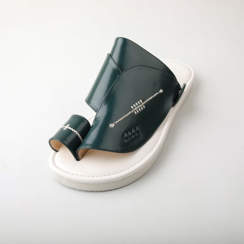 نعال شرقي مطرز