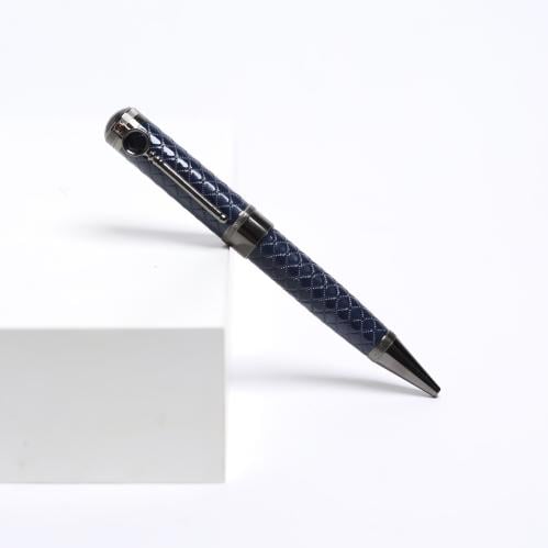 قلم رجالي فاخر بتصميم أنيق ومبتكر