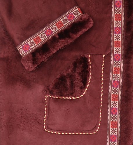 فروة نسائي مخمل بقبوع مع فراء ناعم