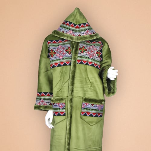 فروة نسائي سدو مطرز | فروة شتوية فاخرة تراثية