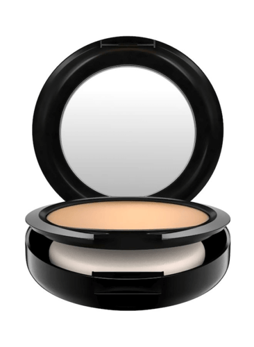 بودرة وجه من ماك ستيديو فكس - NC35 تتميز هذه البود...