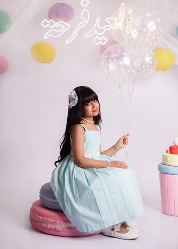 نسيم العيد فستان + جكيت + اكسسوار الشعر