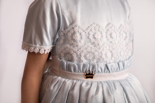 فستان سماوي دانتيل