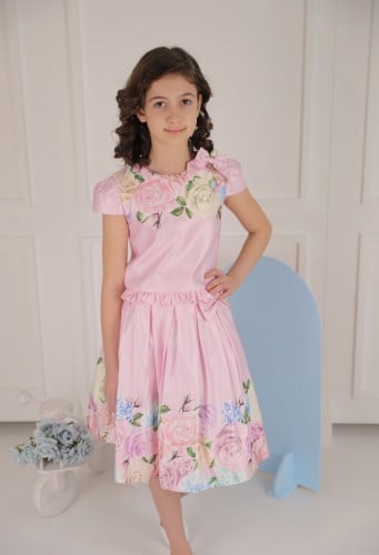 طقم الورود الوردي