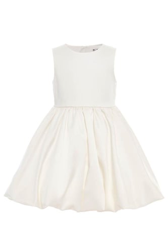 فستان مع كيب مطرز واكسسوار الشعر