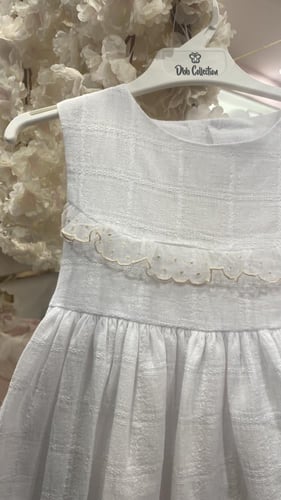 فستان اوف وايت