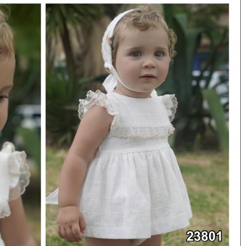 فستان مواليد ابيض