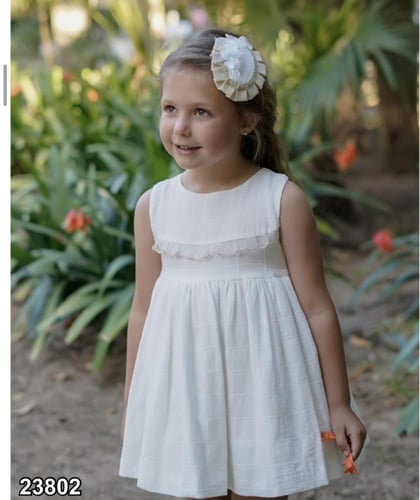 فستان اوف وايت