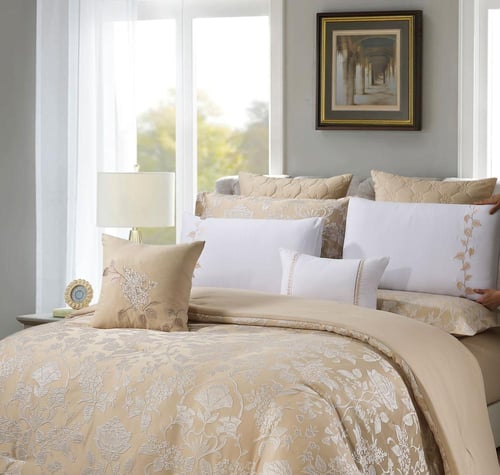 مفرش صيفي فاخر مزدوج جاكار مطرز 12 قطعة – كاسيانا...