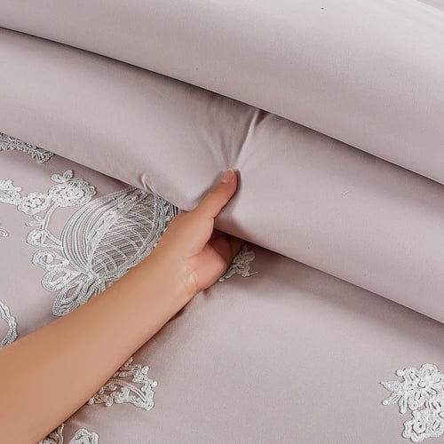 مفرش صيفي مزدوج مطرز فاخر 12 قطعة - ليوني - بيج ما...