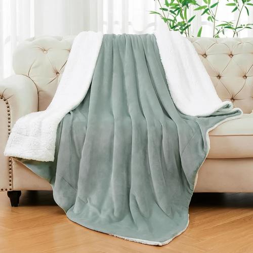 بطانية مخمل وفرو فيرين 200 × 230 - اخضر فاتح