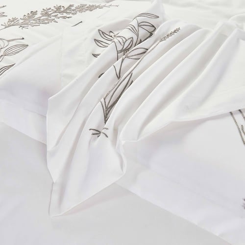 مفرش صيفي مزدوج مطرز فاخر 7 قطع - يودوكيا - ابيض