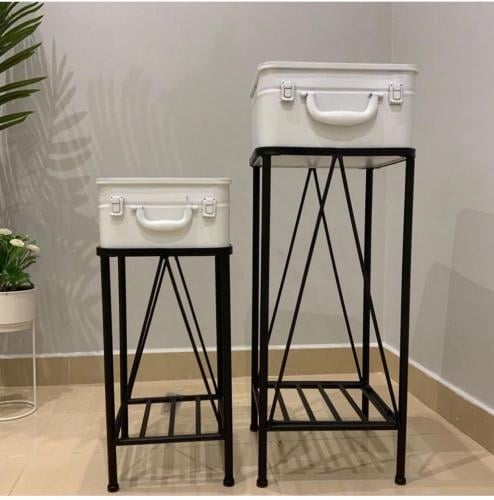 ستاند ومركن زرع حديد مع رف سفلي قطعتين