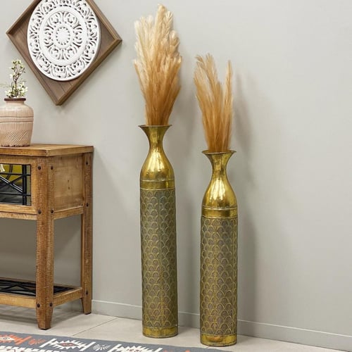 فازة حديد ذهبي صغيرة