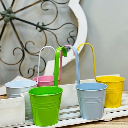 مركن حديد ملون صغير بشكل سطل انتيك بتعليقة طويلة