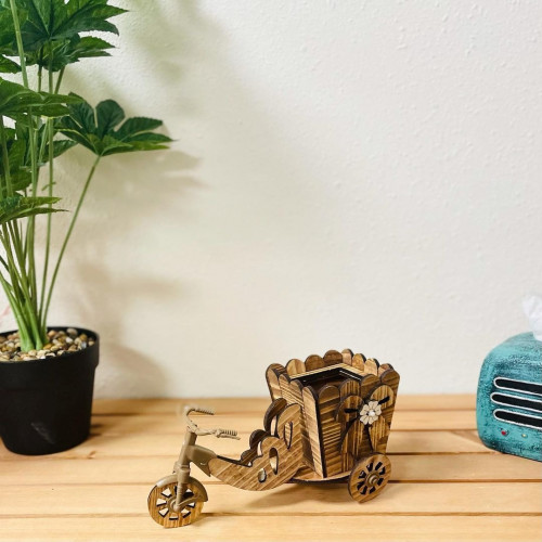 مقلمية عربة خشبية تحفة