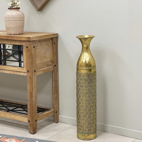 فازة حديد ذهبي صغيرة