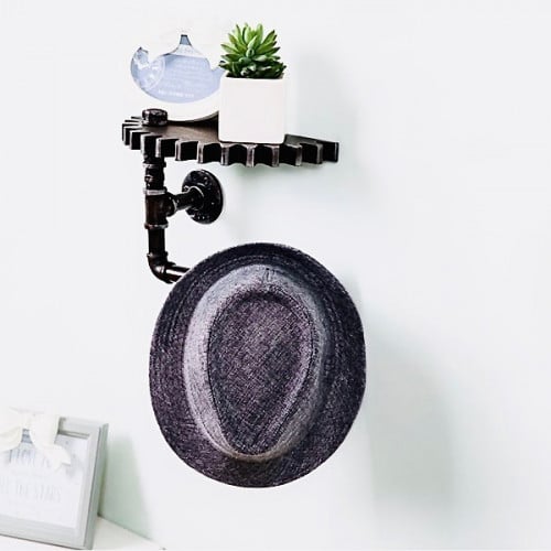 رف حديد وخشب بشكل مواسير