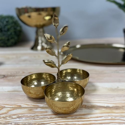 تمرية ذهبية معدن هندي شيك بثلاث صحون مع شيال