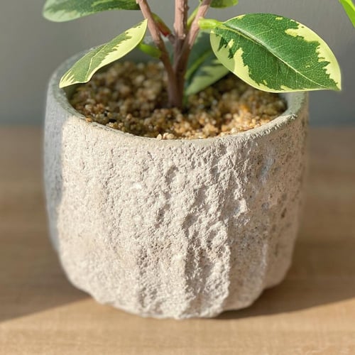 مركن زرع صناعي ملون