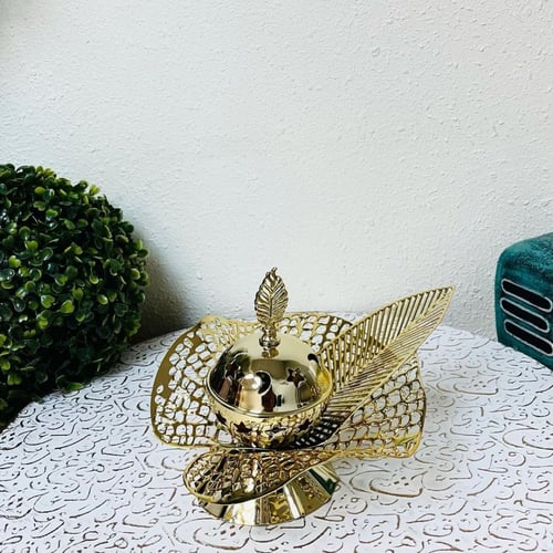 مبخرة ذهبية حديد ورقة شجر مفرغة بنقشة نجوم وهلال ف...