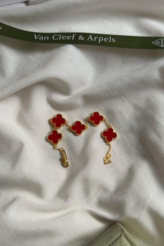 اسواره فان كليف الاحمر