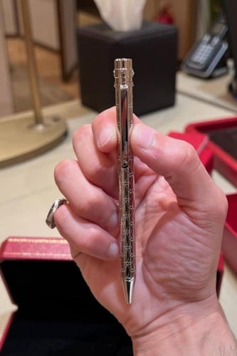 قلم كارتير فضي مع امكانيه النحت