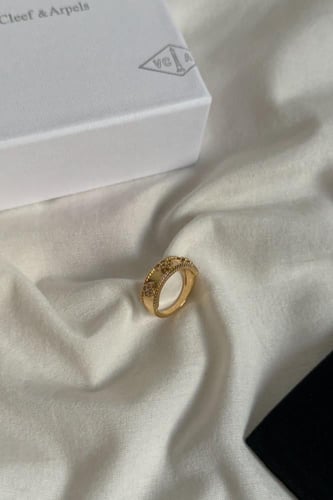 خاتم فان كليف ناعم