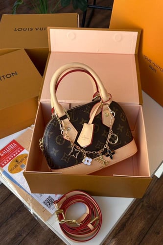 شنطه لويس فيتون اسود