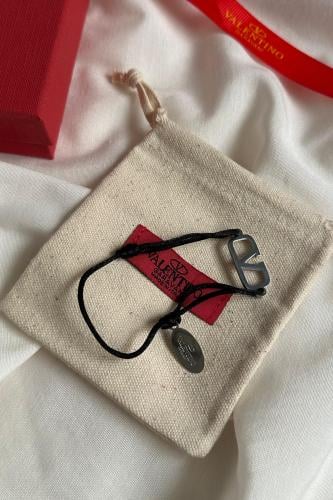 اسواره فالنتينو اسود