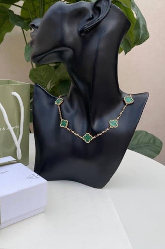 سلسال فان كليف الأخضر وردات