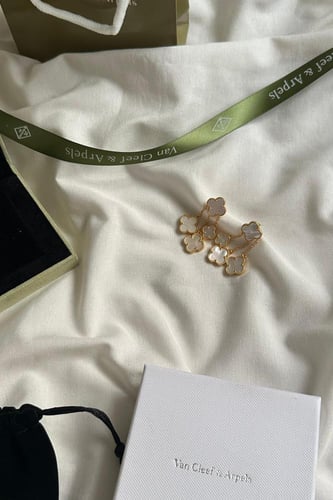 حلق فان كليف 3 وردات