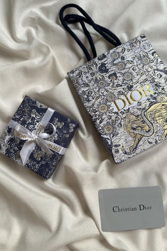 اسواره ديور نسائية