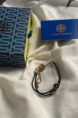 توري بورش جلد اسود