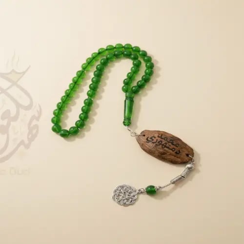 سبحة بكلايت بلون أخضر شفاف فاخر 33 حبة مع كسرة عود...
