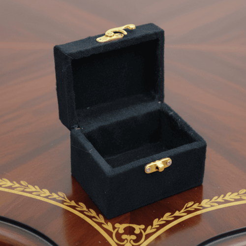 علبة عود مخمل حجم أوقية و أوقيتين