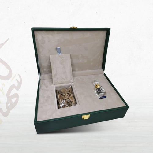 بكج الزفاف بوكس عود ودهن عود جلد إيطالي فاخر