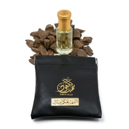 توزيعات سهب الفاخرة بالاسم في جراب جلد