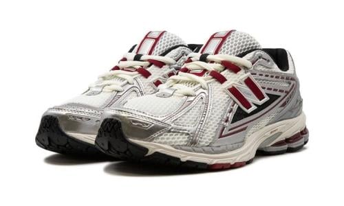 شوز new balance 1906R