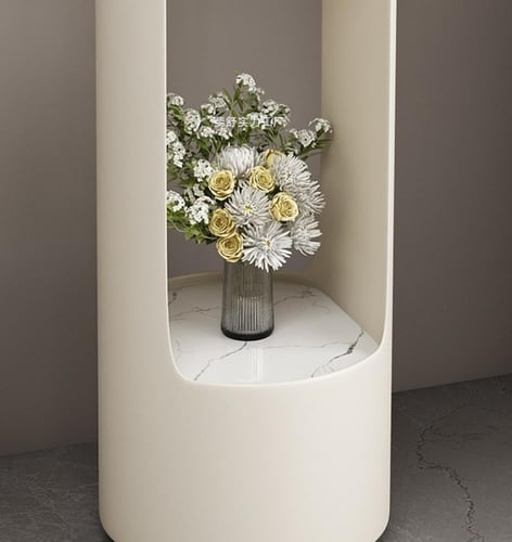 حامل أزهار أرضي متعدد الطبقات