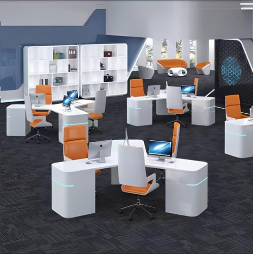 مكتب موظفين عصري مطلي