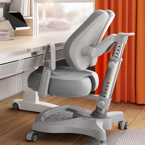 مكتب دراسي بتصميم الماني