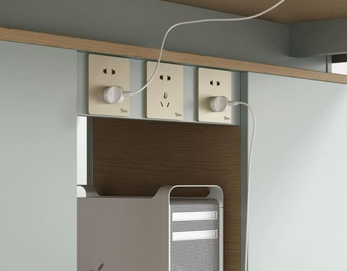 محطات عمل للموظفين بتصميم مودرن